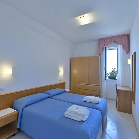 Mariavittoria מלון דירות