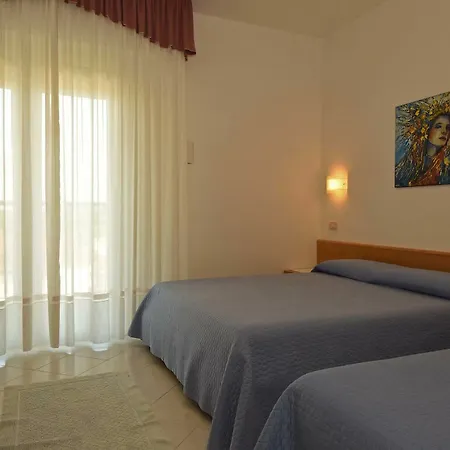 Mariavittoria מלון דירות